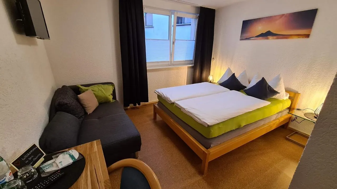 Pension Maintal Eltmann 2*,