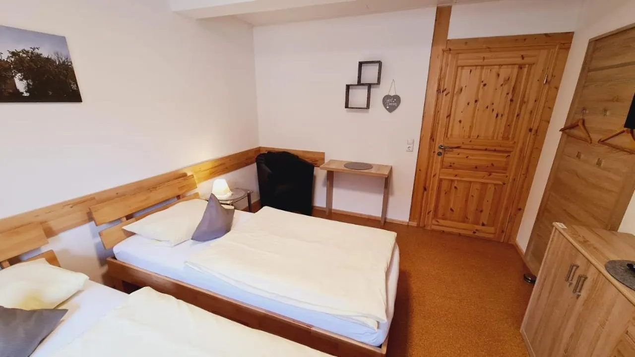 Pension Maintal Eltmann 2*,